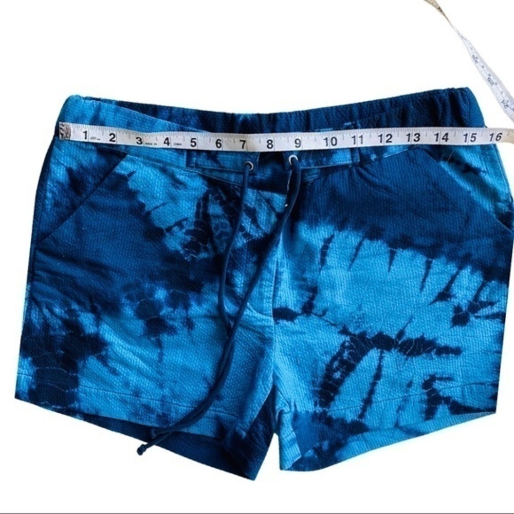 Boy. By Band of Outsiders Blue Tie-dye Shorts - Picture 5 of 6